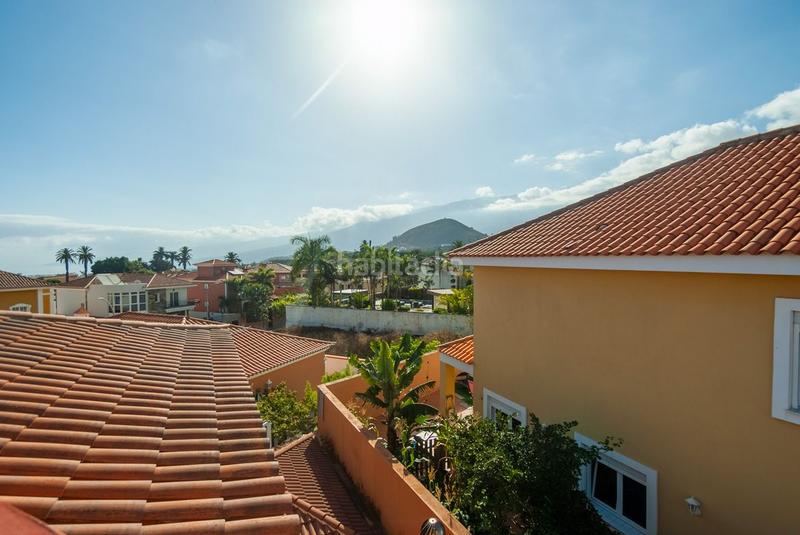 Foto 9ada416b-a054-488f-9133-0458486714db. Casa aparellada a calle el castillo 24 a Longuera - Toscal Realejos (Los)