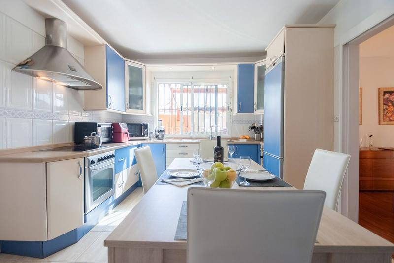 Foto a353c9c0-efc2-473d-952d-52078c181ac0. Casa aparellada a calle el castillo 24 a Longuera - Toscal Realejos (Los)
