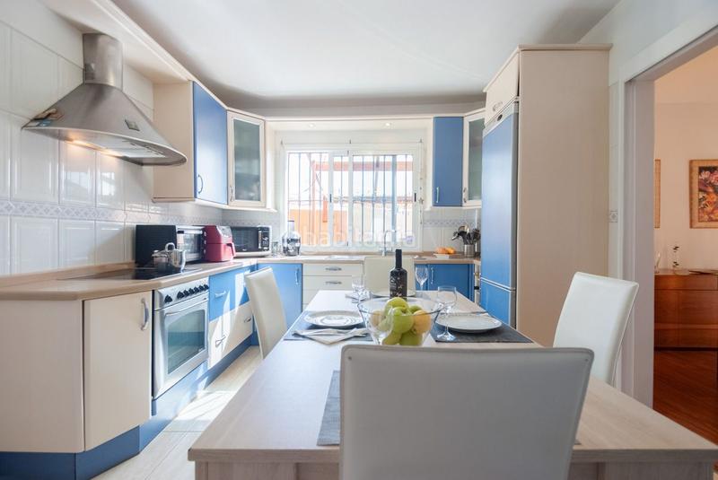 Foto f04a859f-5e44-4523-ab92-28a59aae08e4. Casa aparellada a calle el castillo 24 a Longuera - Toscal Realejos (Los)