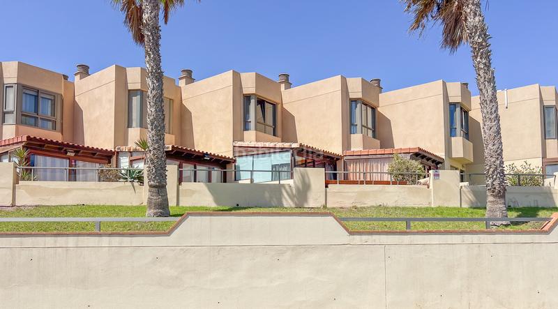 Foto f227e7fc-c9f1-4e55-9e47-77670ad72eca. Dúplex en Los Abrigos Granadilla de Abona