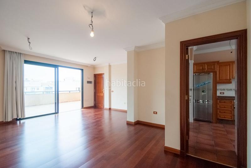 Foto 000bbed3-de58-476b-b5bc-ca635749772a. Dachwohnung in n/a in Zona Martiánez Puerto de la Cruz