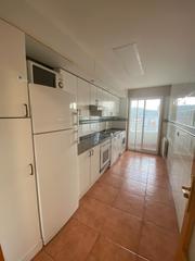 Miete Appartement  Rúa valle inclán. Apartamento sin muebles en el centro