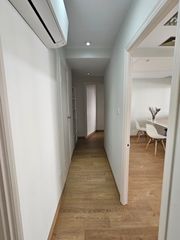 Affitto Ufficio in Rúa santo domingo 64. Oficina muy céntrica de 60m2 con terraza