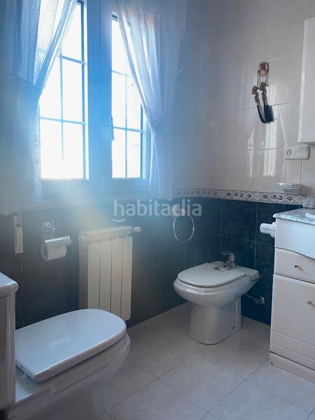 Foto 5256c8bf-0c9f-4254-915c-4b36a4c830e0. Xalet amb xemeneia calefacció aparcament a Dodro