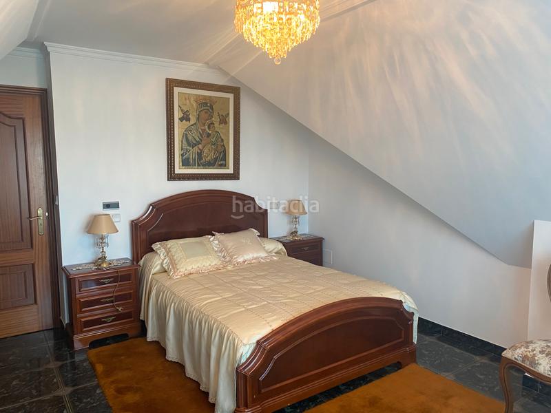 Foto f02a5e61-2a73-489b-a970-a537c0276321. Xalet amb xemeneia calefacció aparcament a Dodro