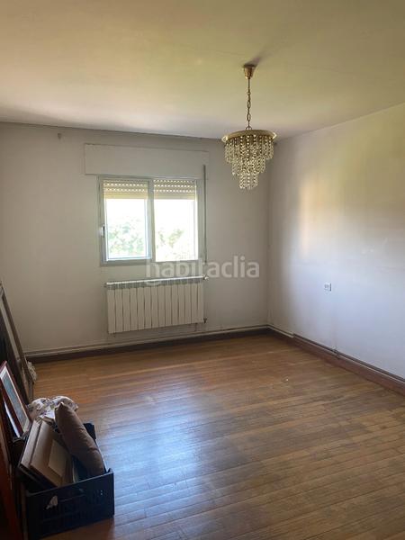 Foto dcda874c-105b-409c-8f1f-31477477d06e. Bauernhof mit parking in área de Ames Ames