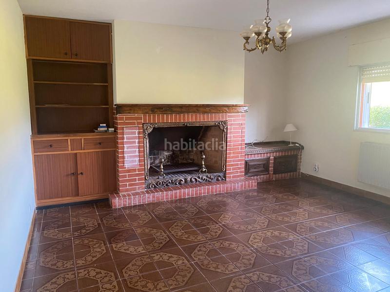 Foto 98e2797a-1430-4394-9f45-35413b12893c. Casale con parcheggio in área de Ames Ames