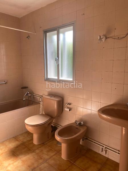 Foto f782a86c-080a-4658-8327-c7083aa0d731. Country house with parking in área de Ames Ames