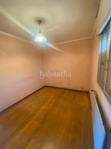 Foto 3220faa8-975e-4bec-947e-2477b239a365. Masia amb aparcament a área de Ames Ames