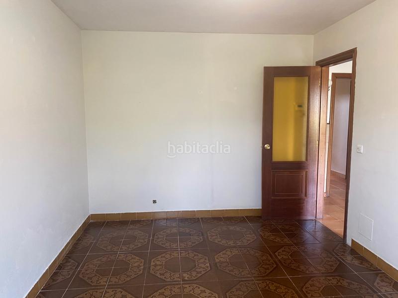 Foto 8d36f983-ce2b-4c2b-97b2-9b6d18e748be. Masia amb aparcament a área de Ames Ames