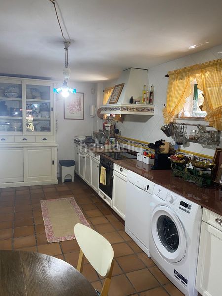 Foto 3f16df25-ea24-4a65-b3a0-c2004db49385. Casa pareada en Brión