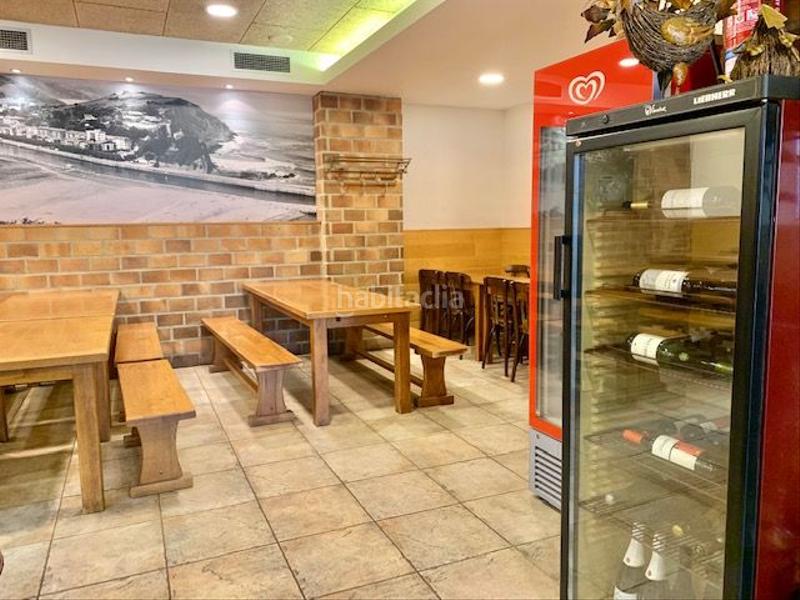Foto a95ea7b0-0f18-4cdc-aafe-2a4b5dddc75f. Local comercial en Zumaia