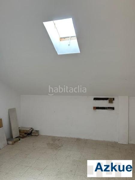 Foto 1c6762d9-b687-4653-bf7f-6e3b9a2b761c. Piso en Zumaia