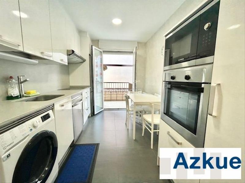 Foto 8ade64aa-4b0d-4318-9195-66a5b60fb3b5. Piso en Zumaia