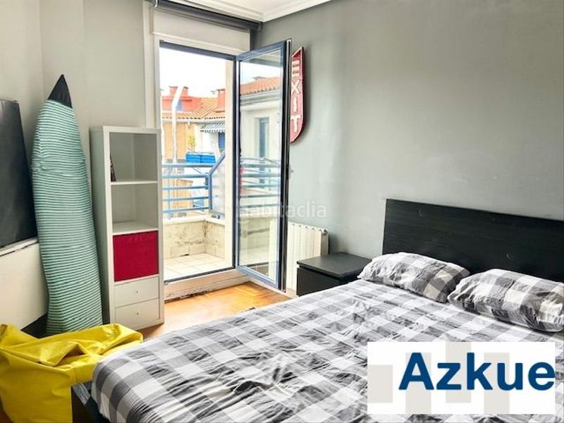 Foto f04f8e0e-3f8c-4325-a049-01cac7521244. Dúplex duplex con terraza en Zumaia