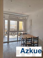 Flat in Zumaia. Vivienda tasada municipal