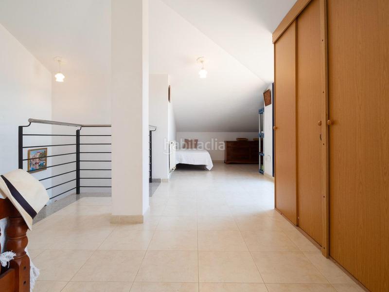 Foto cd51485a-29ca-44e7-94b3-9e0e7301ebda. Duplex avec chauffage parking piscine dans Eixample Residencial Escala (L´)