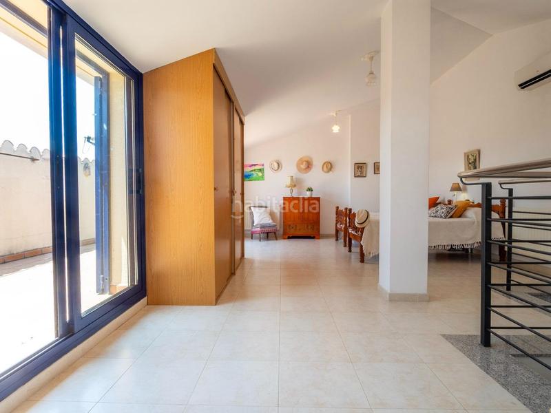 Foto f62b293d-e533-426d-89ec-b22f04a90328. Duplex avec chauffage parking piscine dans Eixample Residencial Escala (L´)