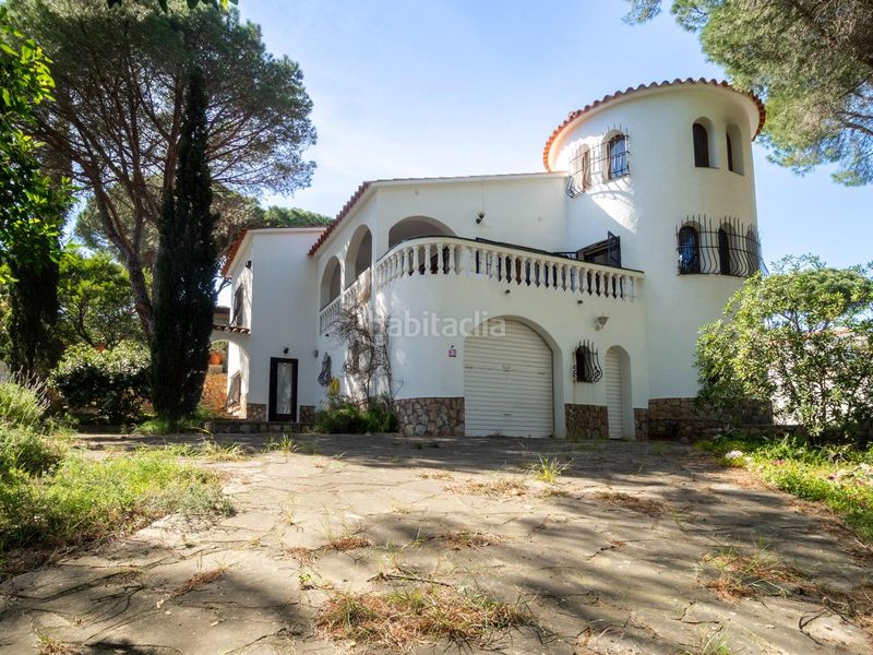 Foto d61fbe33-3431-40f9-84d6-6f050657f82b. Casa amb aparcament a Port - La Clota - Puig Sec Escala (L´)