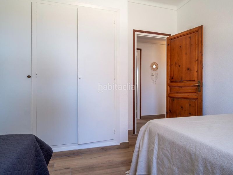 Foto d2417205-dc2f-481e-84b3-530526f89c09. Apartament a llebeig 32 a Eixample Residencial Escala (L´)