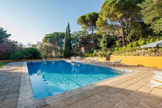 Casa a Castell d´Aro. Espectacular casa con 2 hectáreas de terreno y gran piscina en c