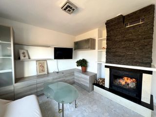 Piso en Sant Narcis. Ático con chimenea en girona.