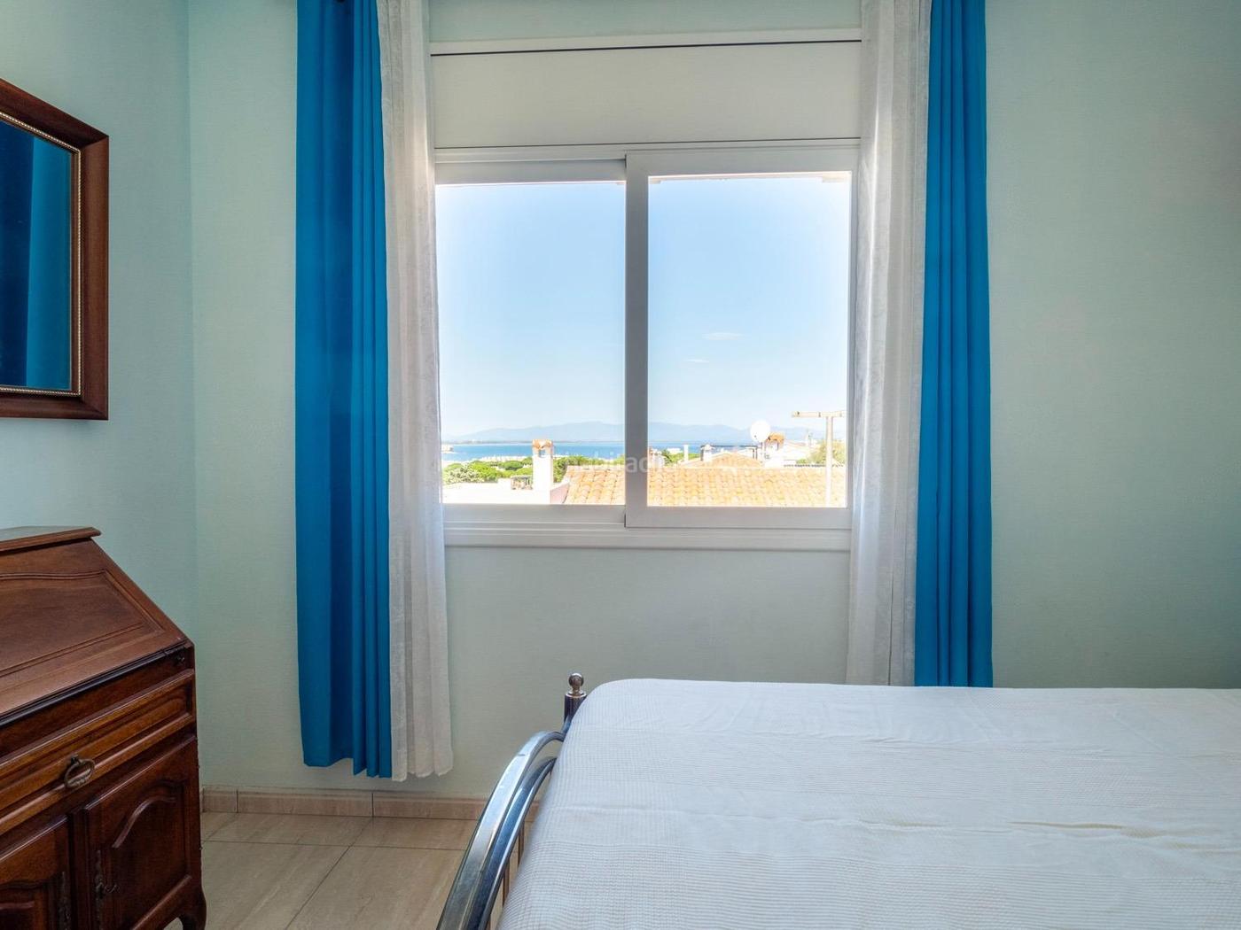 Casa espaciosa con vistas al mar y piscina privada zona Puig Sec Escala (L)