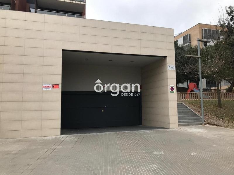 Foto 8adf39fc-1a3f-439e-aa4b-01586cc20c42. Lloguer aparcament cotxe a Volpelleres Sant Cugat del Vallès