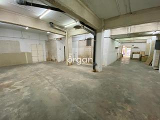 Lloguer Local Comercial  Cerdanyola. Local alquiler sant francesc