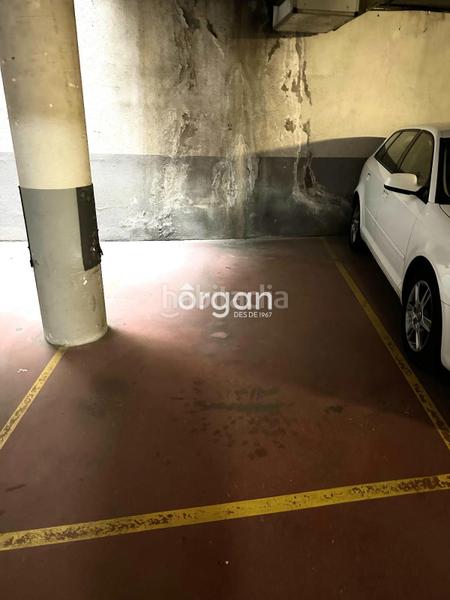 Foto d156a35d-7c02-4d93-823b-ef12bd19564e. Alquiler parking coche aparcamiento centro, plaza pequeña en Sant Cugat del Vallès