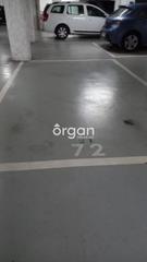 Car parking in lluis companys 23