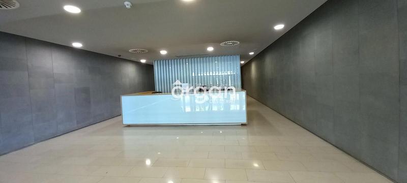 Foto 98bc0897-6833-46b9-940d-619e06dc052a. Lloguer oficina a ausias march 1 a Turó de Can Mates Sant Cugat del Vallès