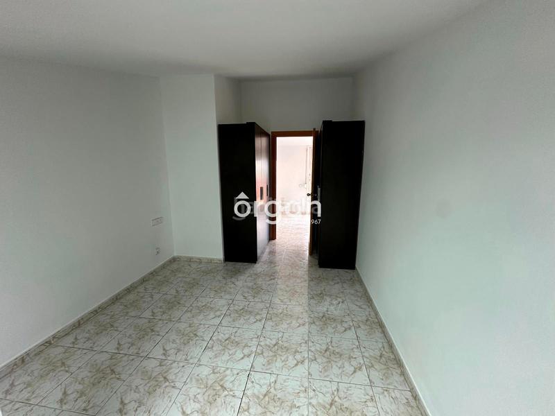 Foto 6c8b3d9c-dcf5-48d2-9da8-2dc7dadafe25. Location attique avec chauffage parking dans Ca n´Alzamora Rubí