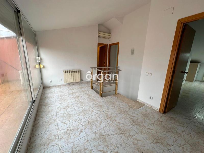 Foto 95d474b6-f5eb-463b-a04e-9858c2889891. Location attique avec chauffage parking dans Ca n´Alzamora Rubí
