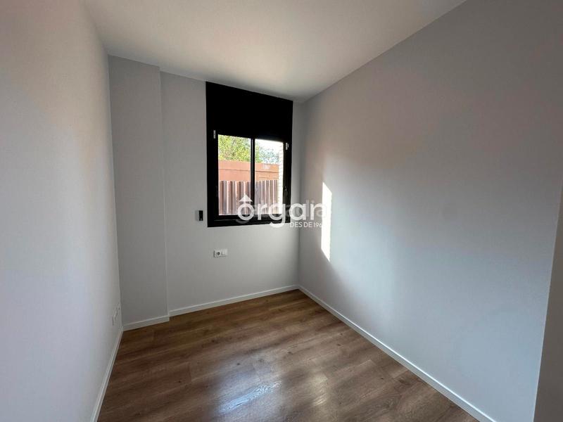 Foto 2965f800-0c5d-42d3-ae92-bfb36faed1e6. Lloguer pis amb calefacció aparcament piscina a Volpelleres Sant Cugat del Vallès