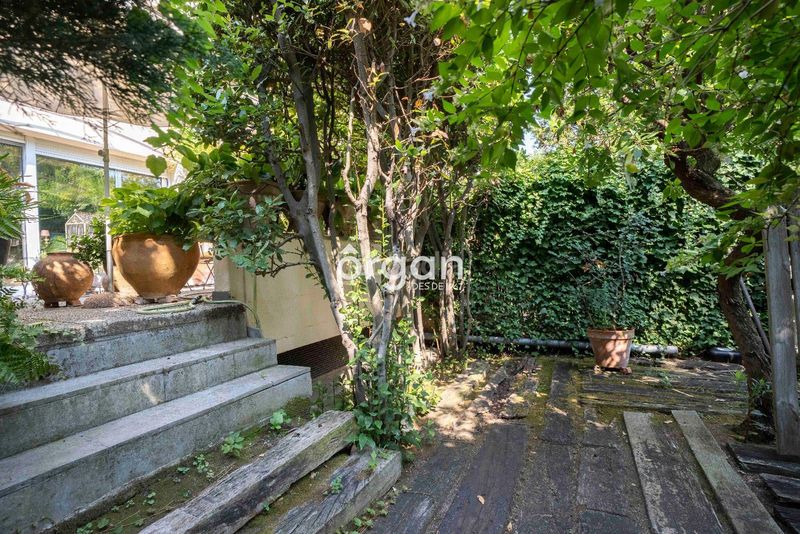 Foto 5b51cb0c-8f98-4df9-81b0-1ae1d238b917. Casa adossada amb calefacció aparcament piscina a Sant Cugat del Vallès