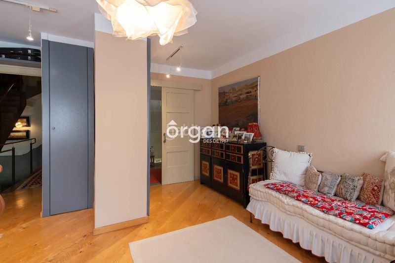 Foto fdd1d872-8a8d-479f-a993-3cc5fa5a3402. Casa adossada amb calefacció aparcament piscina a Sant Cugat del Vallès