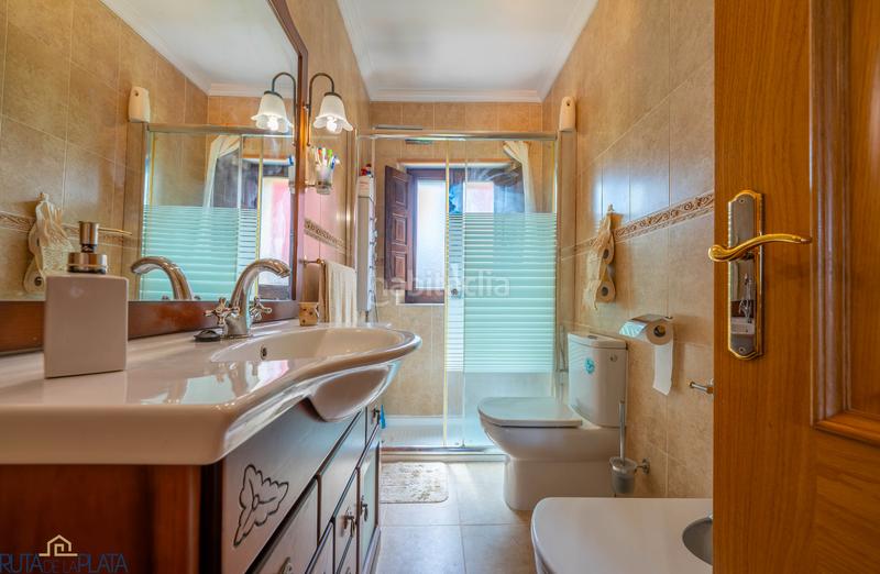 Foto 80d24bbc-f238-43d3-b778-20c1678c07fa. Casa en calle extramuros 4 venta casa (zamora) en Andavías