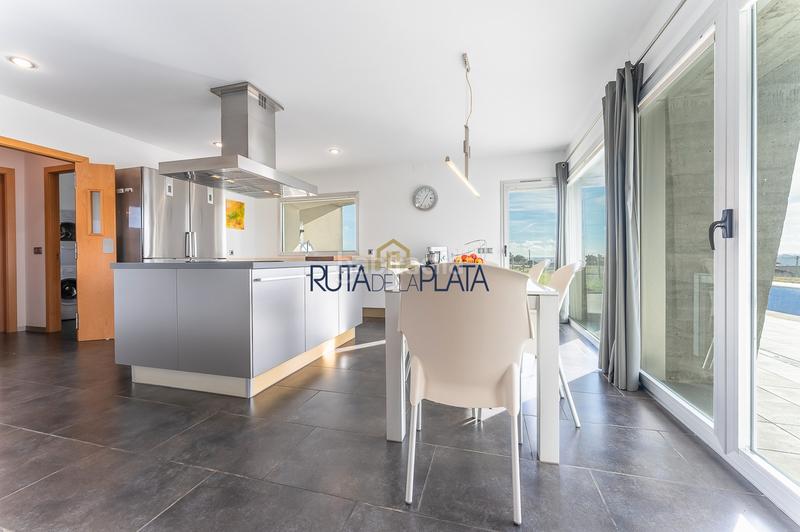 Foto 1f8f045a-dde5-4fed-abfa-5f937b656347. Chalet en za-p-2223 0 venta chalet exclusivo en Área Rural Zamora