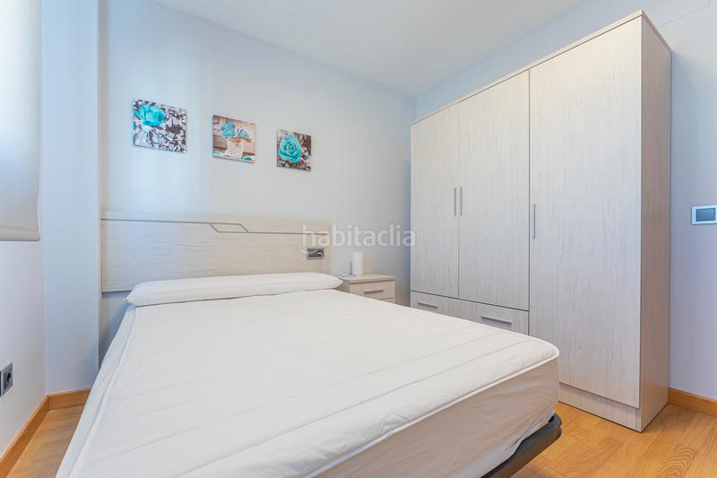 Foto 35e017d2-5b6d-47eb-82b2-44c769afec31. Miete appartement in calle colón 36 in Los Bloques Zamora
