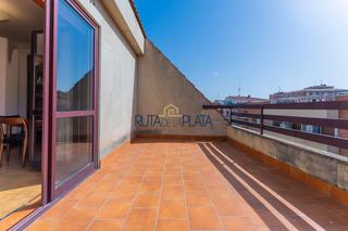 Lloguer Àtic  Calle pablo morillo 27. Alquiler ático en pleno centro ciudad