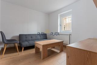 Location Appartement  Calle de núñez de balboa 36. Alquiler vivienda en los bloques (junto hospitales)