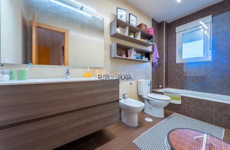 Foto 4029c46e-d496-49c6-b992-763640bc59f5. Casa adossada a calle olmos 15 a Roales