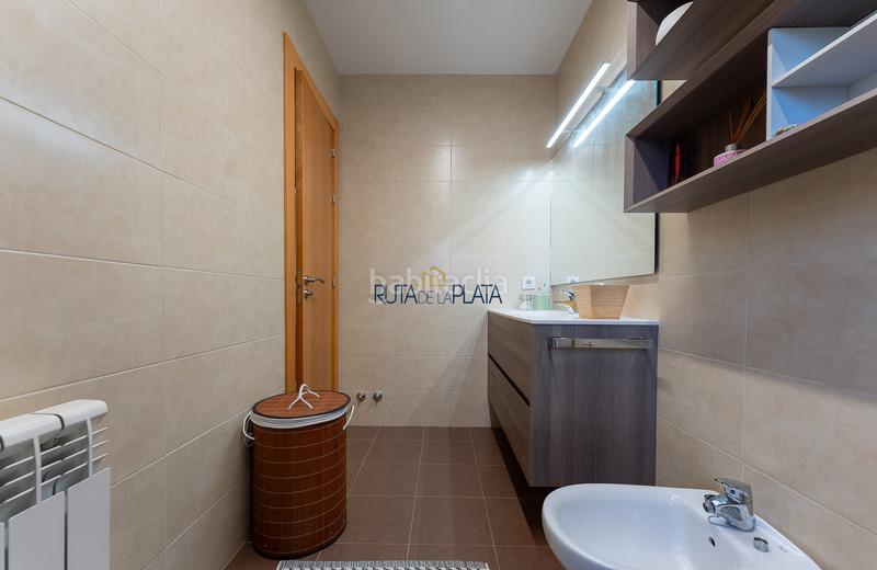 Foto 590d1c43-195e-42a0-9cbf-803e2a2174e1. Casa adossada a calle olmos 15 a Roales