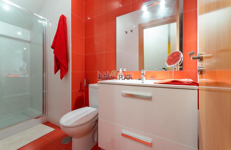 Foto 6297a810-c4a0-47ac-a8dc-a00a69ddfad6. Casa adossada a calle olmos 15 a Roales