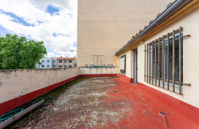 Foto b03cece6-2bab-4de6-a137-a1f85e8bd220. Casa amb aparcament a Los Bloques Zamora