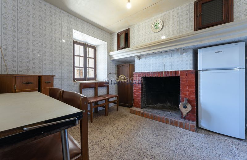 Foto 4c26b743-9e25-4808-a8bf-903285367a2d. Masia a calle gamones 9 a Moralina