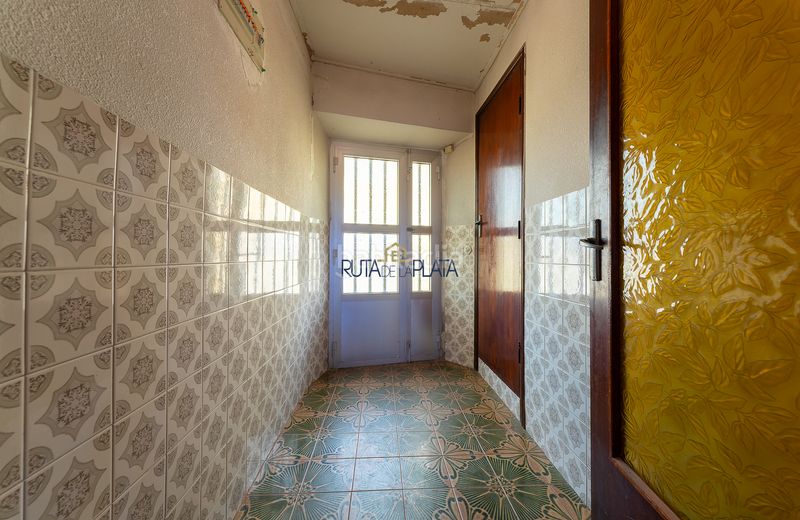 Foto b92a8060-b053-4e05-93fe-cf1551ae2200. Masia a calle gamones 9 a Moralina