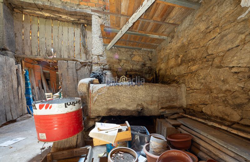 Foto ca975849-9d52-430e-b5ca-4928cf7be8ca. Masia a calle gamones 9 a Moralina