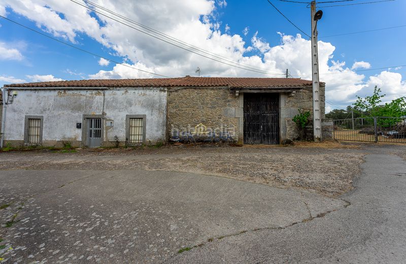 Foto d1bd272a-6eaa-44fa-b280-e713300440df. Masia a calle gamones 9 a Moralina